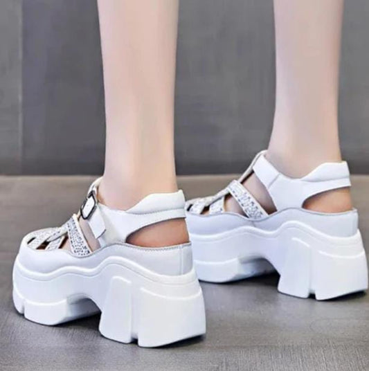 SANDALIA PLATAFORMA NOVA STEP⚡seguridad y elegancia en un solo paso⚡