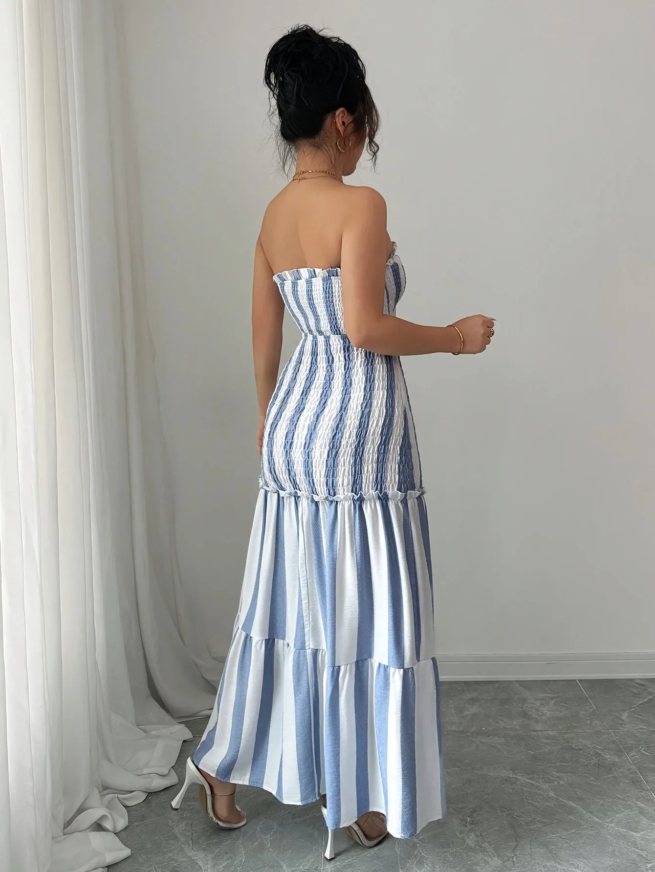 Vestido Elegante de Rayas